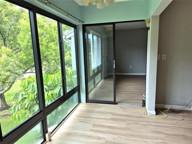 Building Photo - 222 Caryl Way