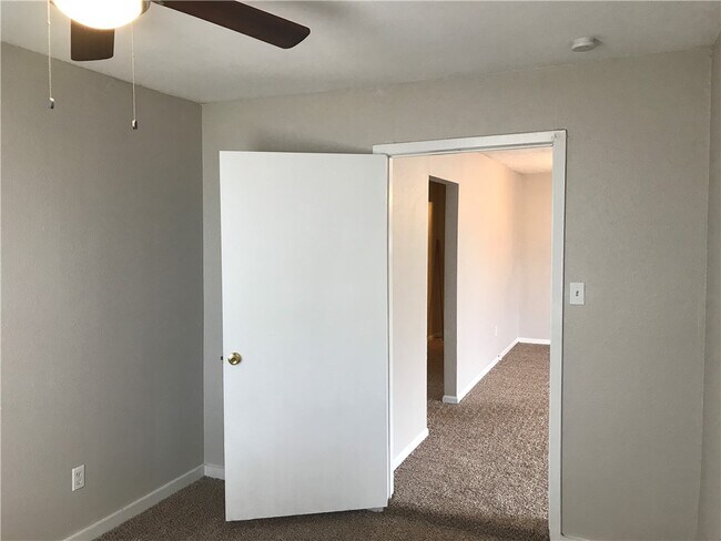 Building Photo - 5217 Williams Dr
