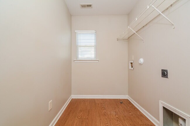Building Photo - 3116 Mackinac Island Ln