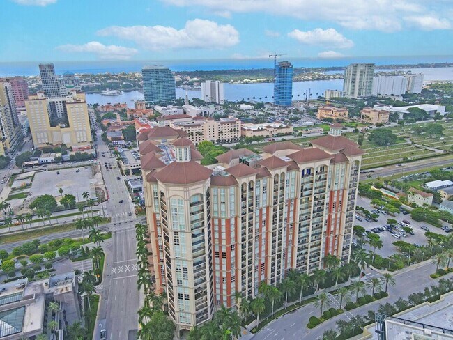 Building Photo - 550 Okeechobee Blvd