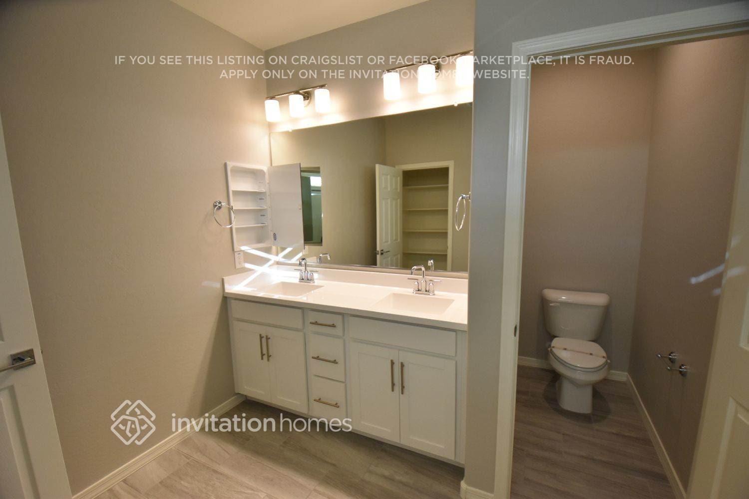 Building Photo - 5935 N 187th Ln