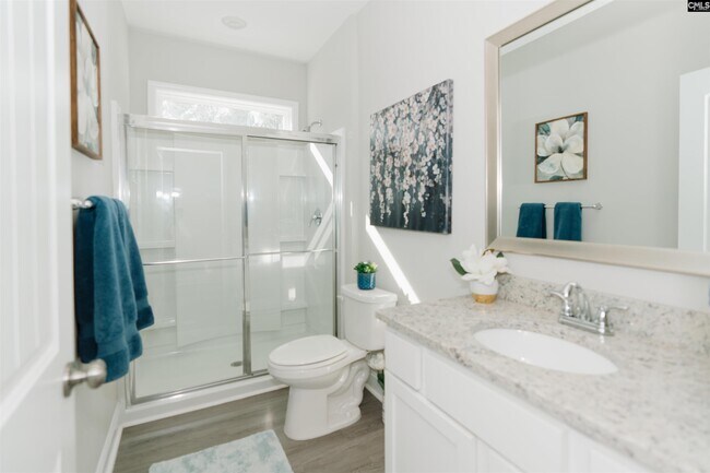 Building Photo - 106 Ellie Ln