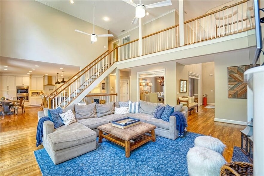 Building Photo - 958 Glenverness Dr