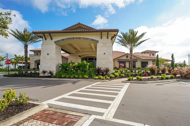Building Photo - 4914 Benito Ct