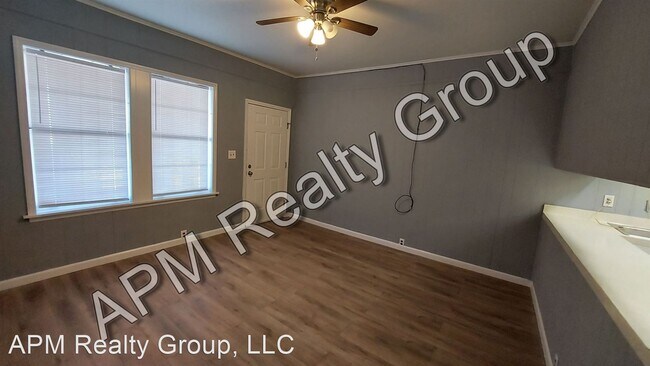 Building Photo - 1 br, 1 bath House - 617 Frink St