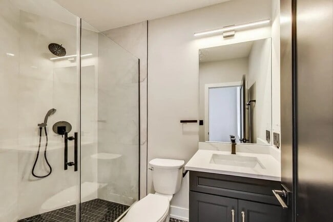 Building Photo - 1311 N Rockwell St