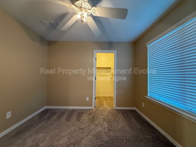 Building Photo - 42239 N Wollemi St