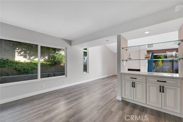 Building Photo - 4352 Park Corona
