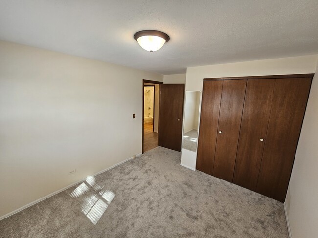 Building Photo - 1828 Cannon Ct