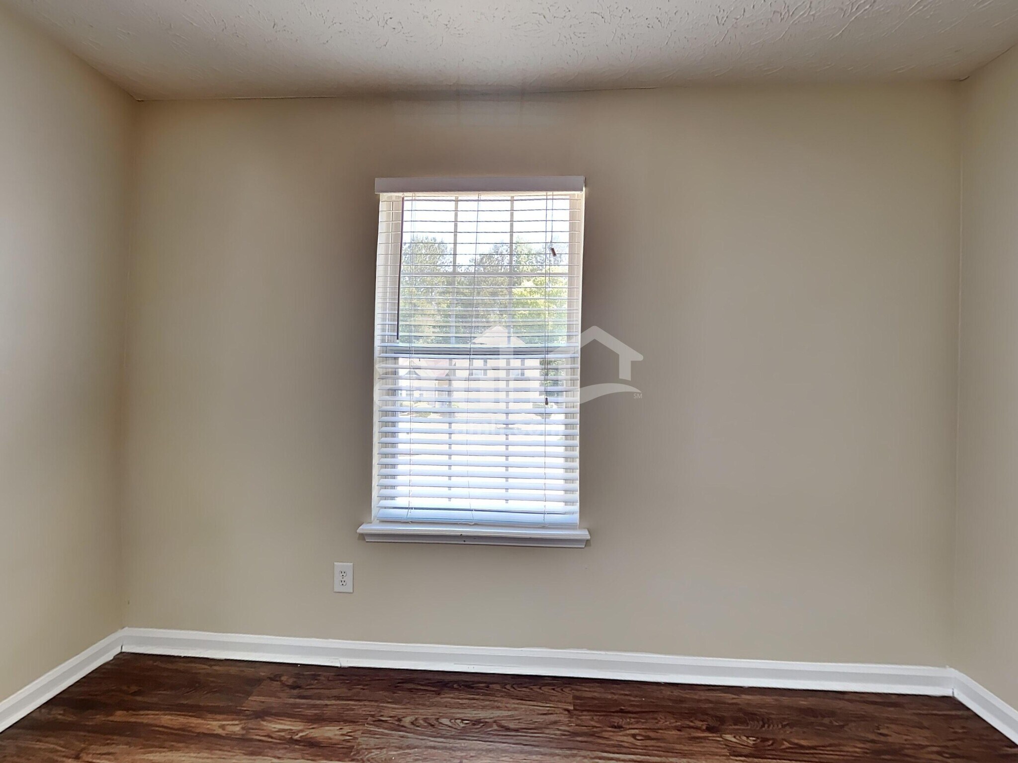 Building Photo - 4855 Lake Park Ter