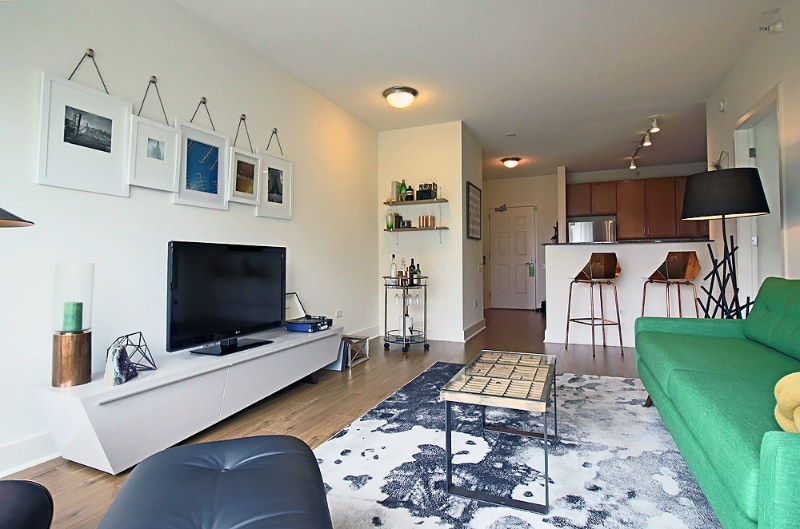 Building Photo - 966 S Clark St