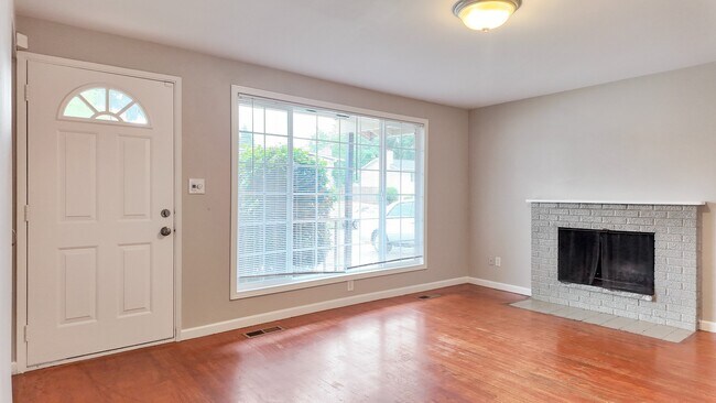 Building Photo - Charming 3BR Home with Massive Fenced in Yard