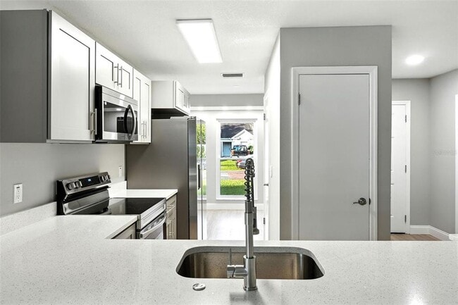 Building Photo - 427 Chicago Woods Cir
