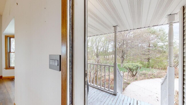 Building Photo - Beautiful Acreage