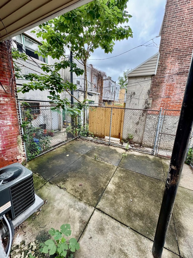 Building Photo - 108 N 56th St