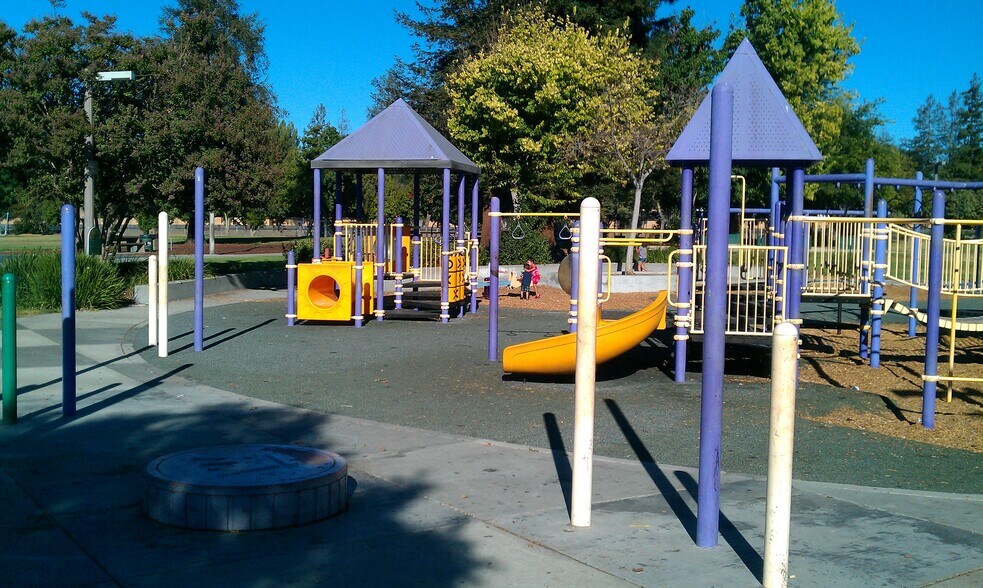 Building Photo - 1119 Starbird Cir