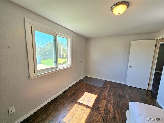 Building Photo - 191 Orchard Pl
