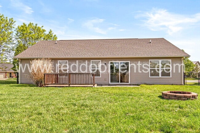 Building Photo - 7217 Burlat Ln