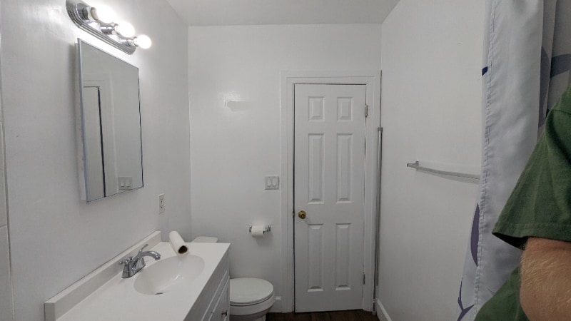 Building Photo - 1122 E Harvard St