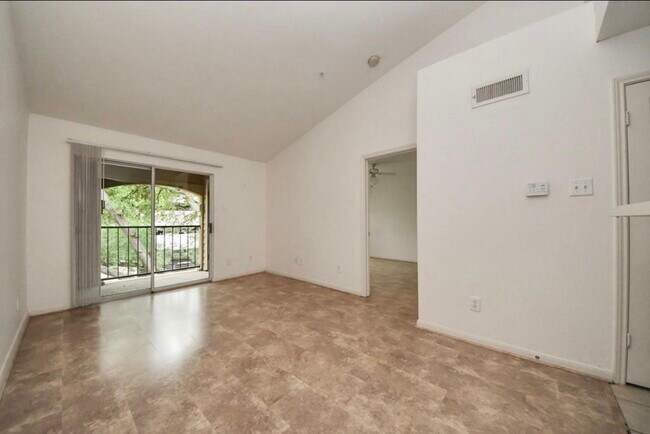 Building Photo - 3231 Allen Pkwy