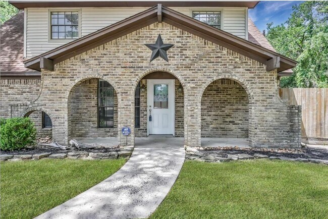 Primary Photo - 6803 Lynngate Dr