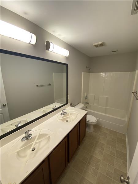 Building Photo - 104 Moonlight Trail