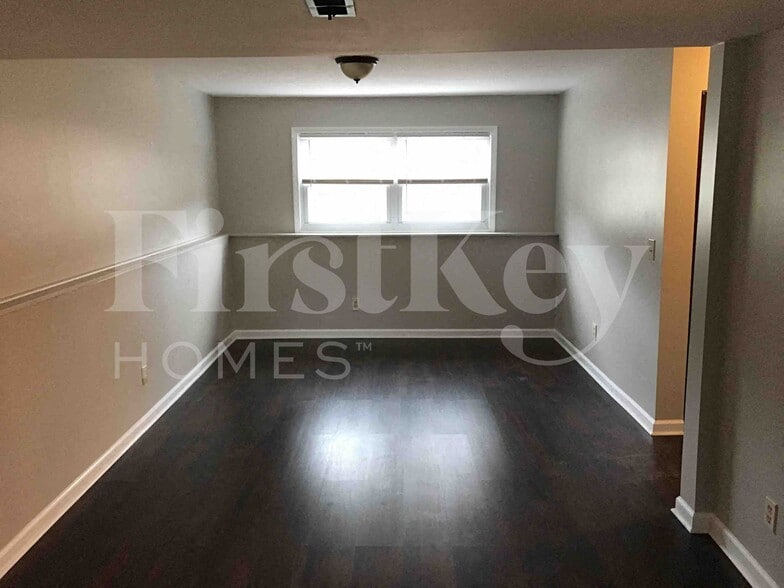 Building Photo - 6019 Tridale Ct