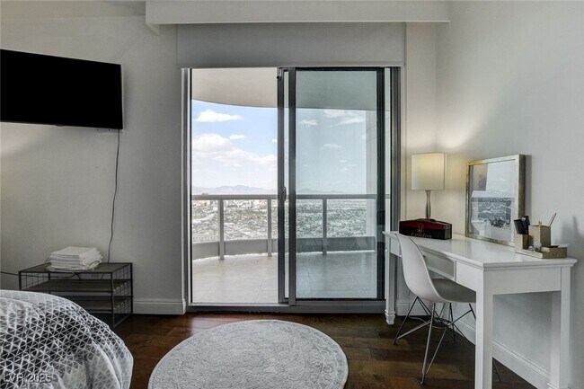 Building Photo - 222 Karen Ave