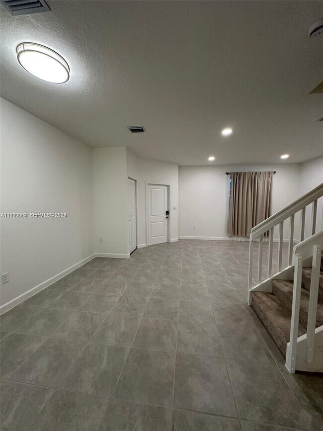 Building Photo - 12868 SW 232nd Ter