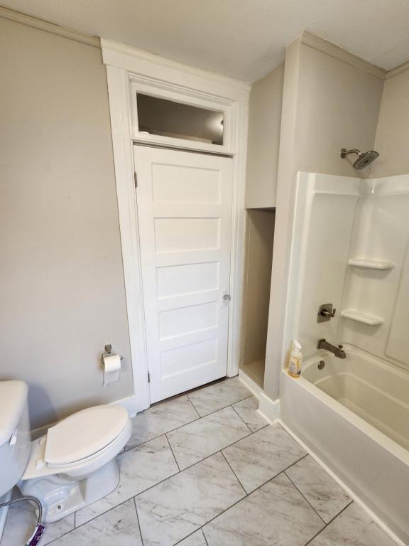 Building Photo - 1723 W Genesee St