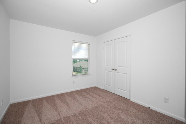 Building Photo - 10825 Emerick St