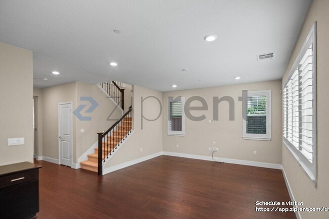 Building Photo - 2688 Randall Loop