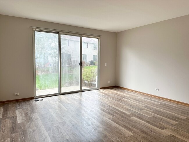 Building Photo - 125 Capella Ct