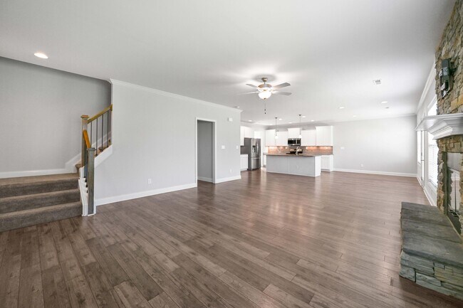 Building Photo - 4155 Sperling Dr