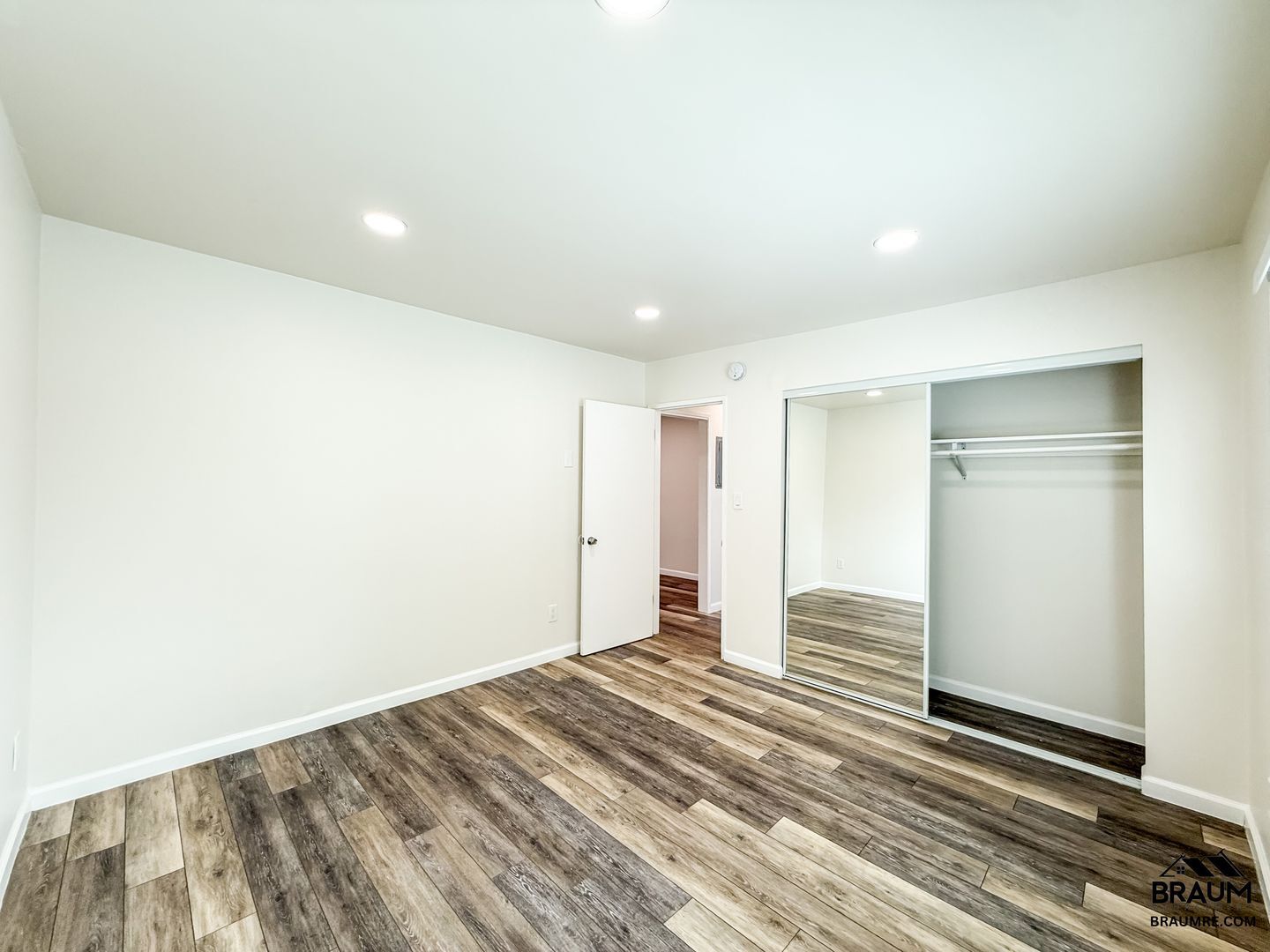 Building Photo - 5611 Fulcher Ave