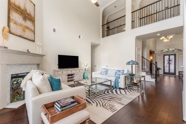 Building Photo - 3902 Lakeridge Canyon Dr