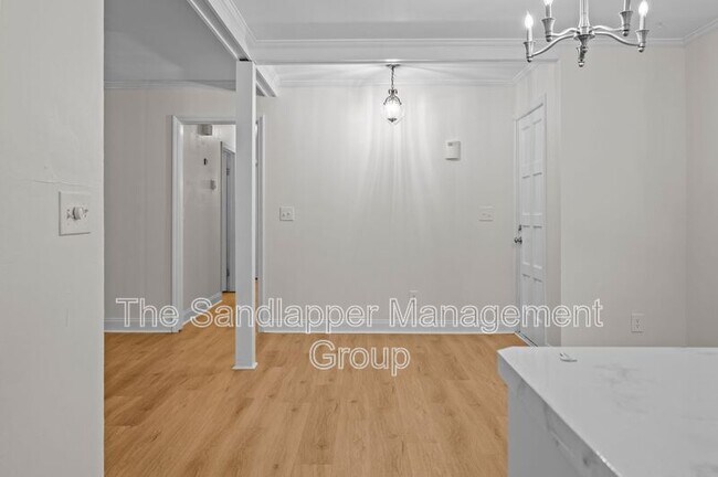 Building Photo - 827 O'Sullivan Dr