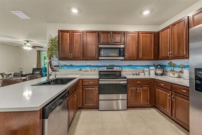 Building Photo - 7177 W Lenox Cir