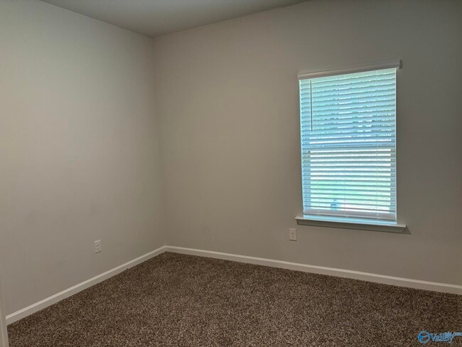 Building Photo - 105 High Leaf Dr