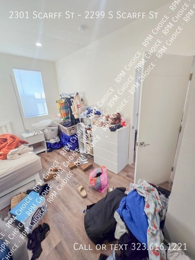 Building Photo - 2301 Scarff St