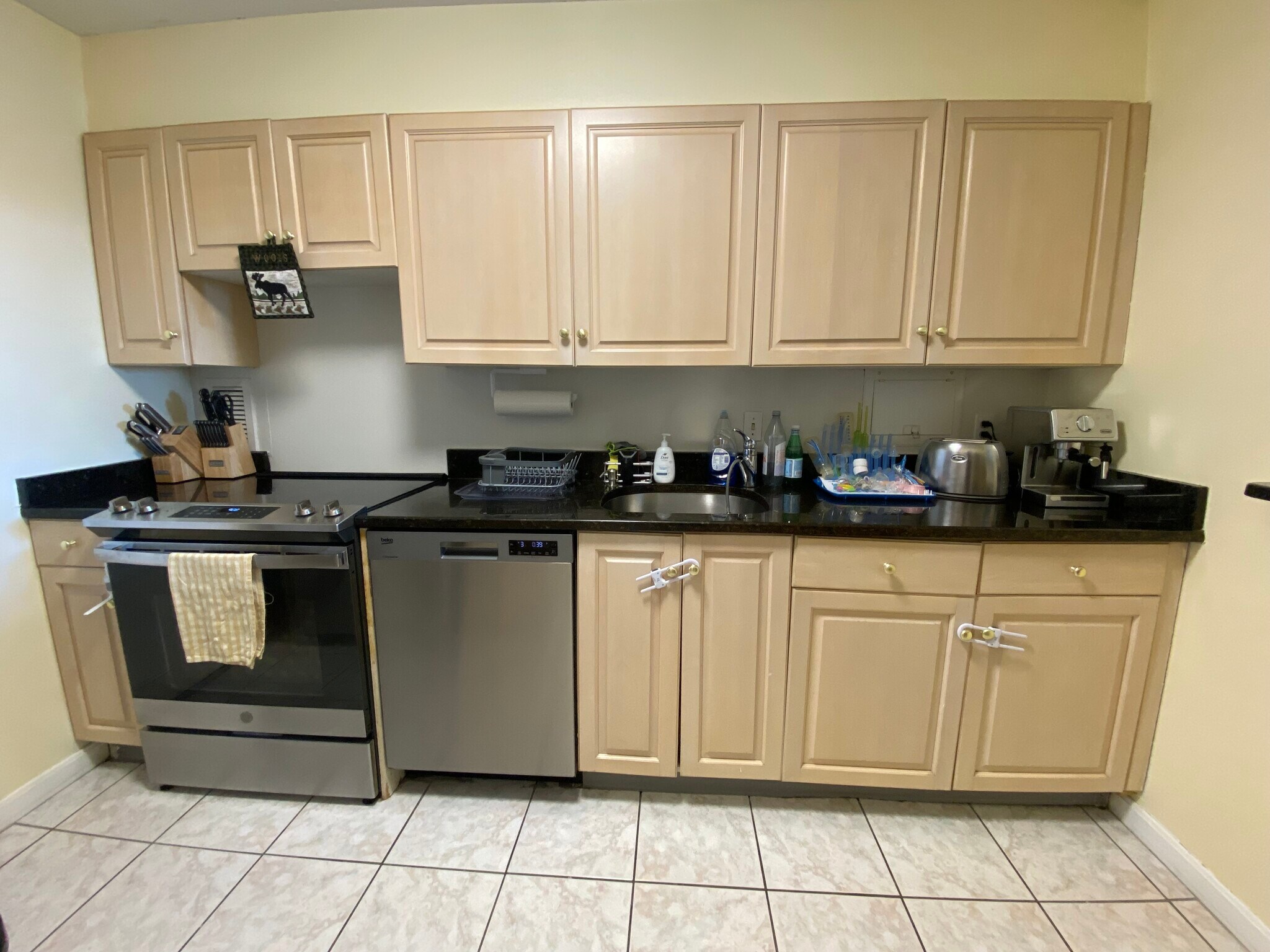 Building Photo - 60 Longwood Ave