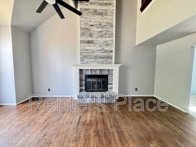 Building Photo - 8626 S 90th E Ave