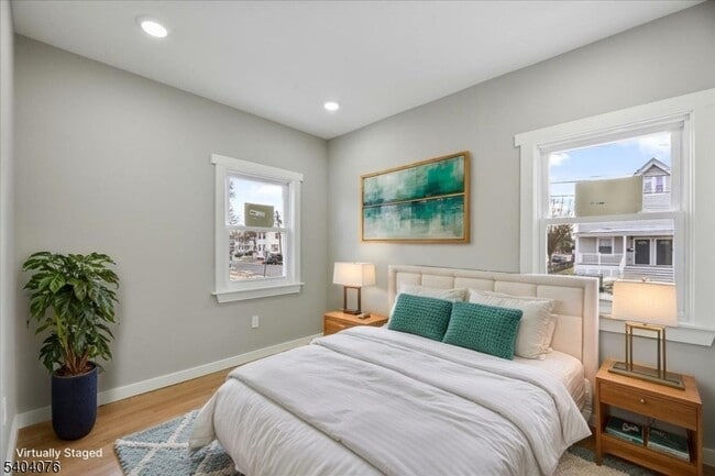 Building Photo - 143 Johnston Ave