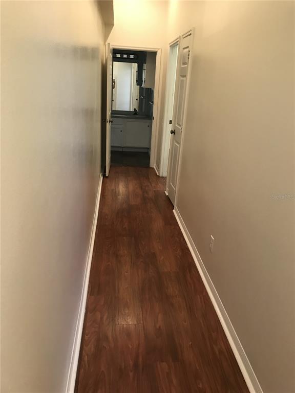 Building Photo - 1800 Shadow Pine Ct
