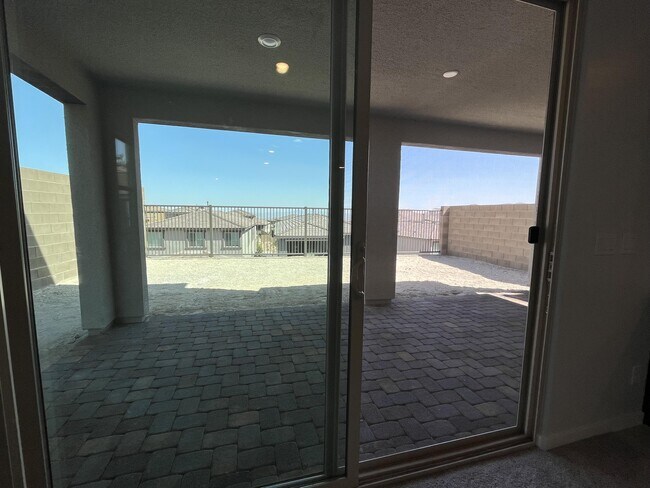 Building Photo - 396 Purple Sandpiper St