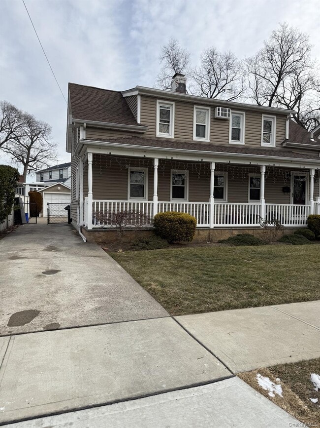 Building Photo - 49 Forest Ave