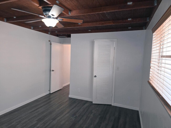 Building Photo - 5713 NW 65th Terrace