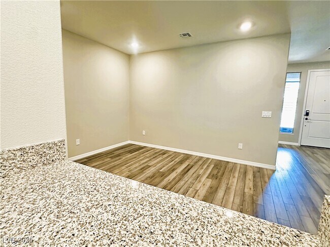 Building Photo - 7177 W Camero Ave