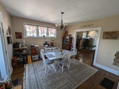 Building Photo - 606 Riverland Rd SE