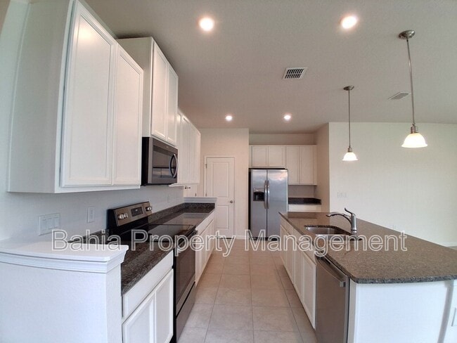 Building Photo - 2640 Pleasant Cypress Cir